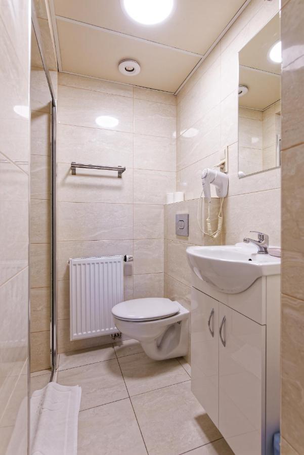 Bed and Breakfast Pensjon Polska Poznaň Exteriér fotografie